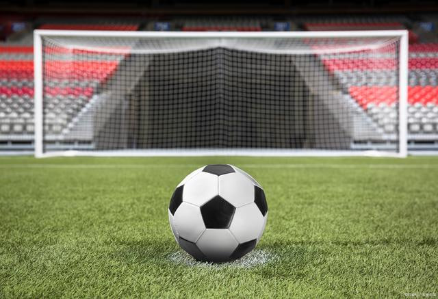 足球教练战术研究场景